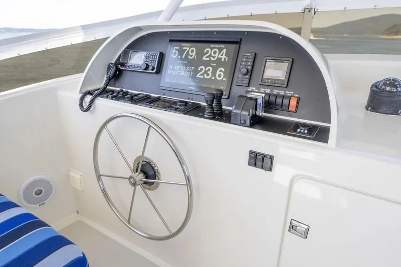 Slide: The Image of Northern Marine 75 1998 - 3704979