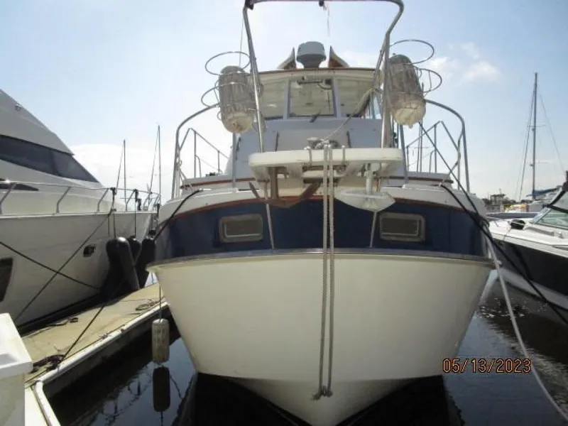 Slide: The Image of 36' Kadey-Krogen forward profile - 3706704