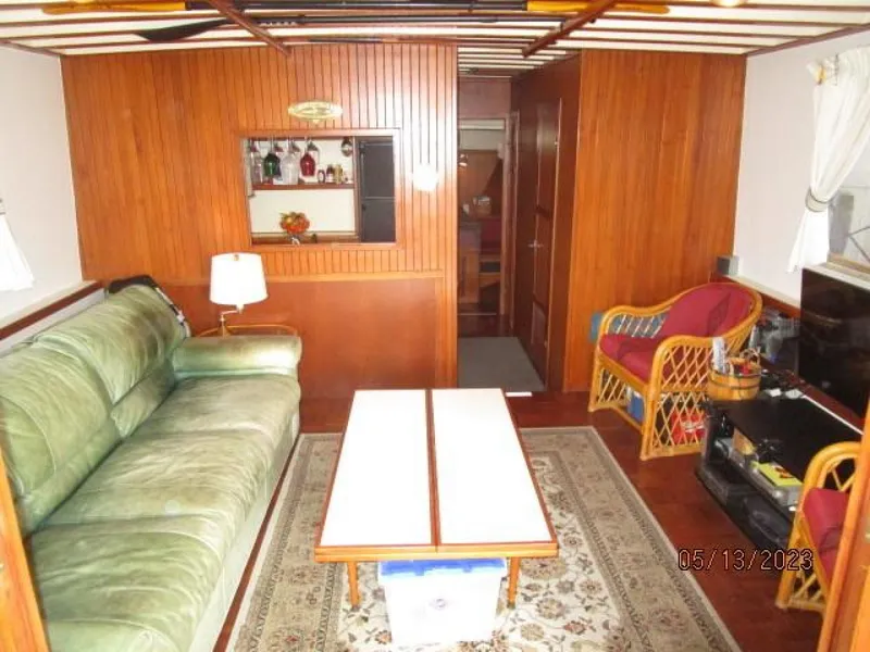 Slide: The Image of 36' Kadey Krogen salon forward - 3706719