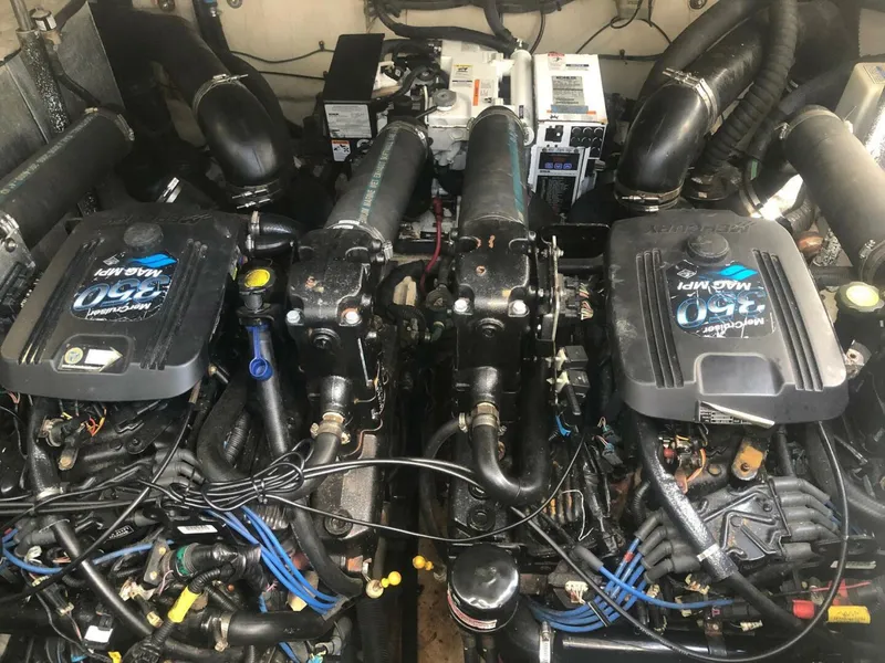 Slide: The Image of Sea Ray 320 Sundancer 2006 - 5018100