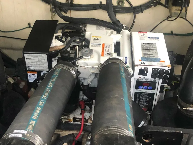 Slide: The Image of Sea Ray 320 Sundancer 2006 - 5018102