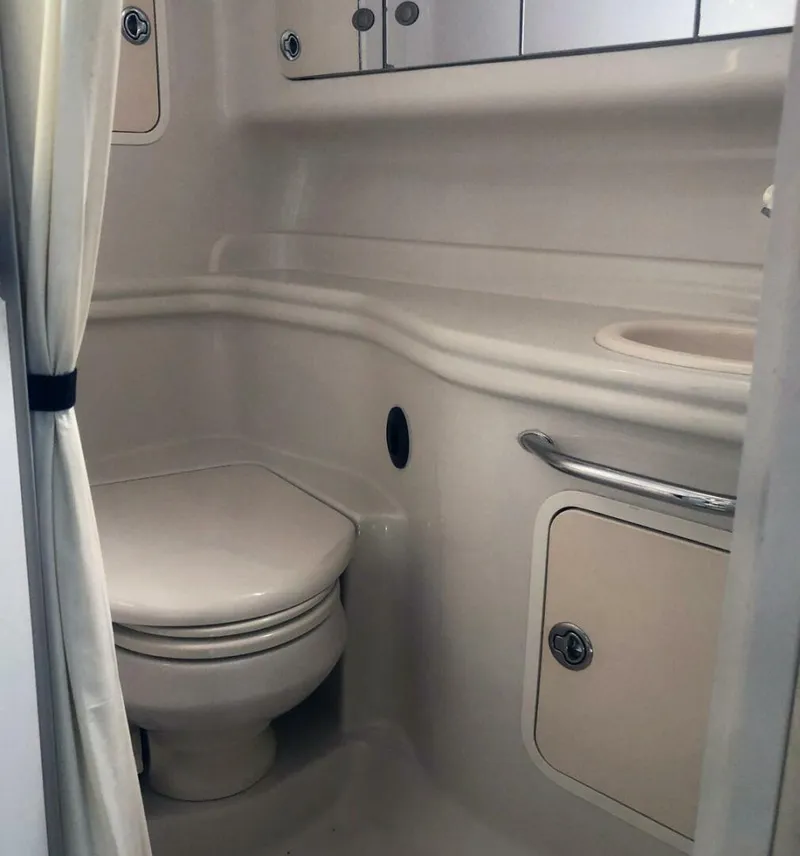 Slide: The Image of Sea Ray 320 Sundancer 2006 - 5018091