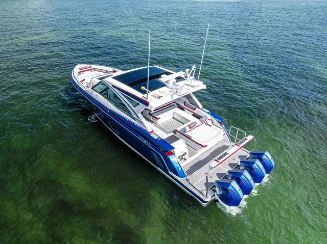 Slide: The Image of Formula 430 Super Sport Crossover 2023 - 44