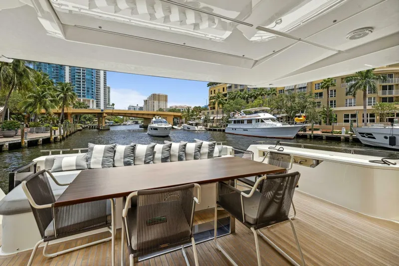 Slide: The Image of Ferretti Yachts 850 2021 - 3730267