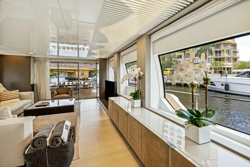 Slide: The Image of Ferretti Yachts 850 2021 - 3730273