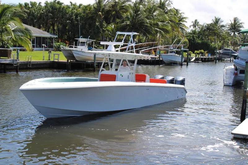 Slide: The Image of Bahama Center Console 2010 - 3718297