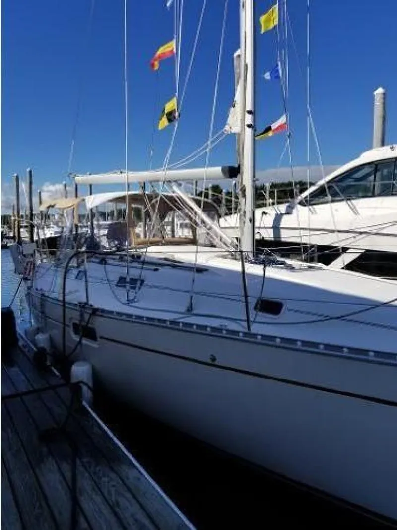 Slide: The Image of Beneteau 352 1998 - 3718406