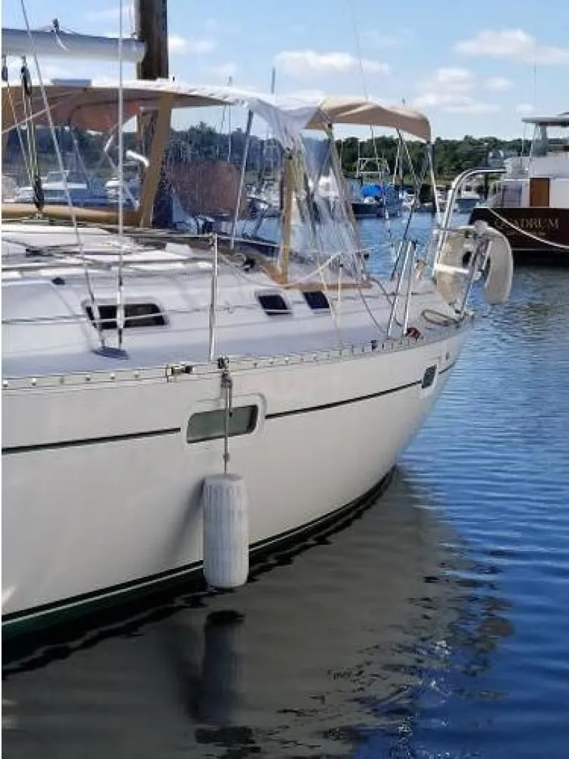 Slide: The Image of Beneteau 352 1998 - 3718407