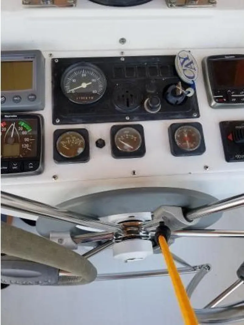 Slide: The Image of Beneteau 352 1998 - 3718411