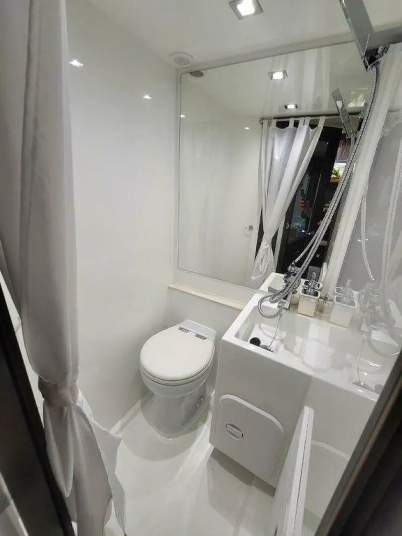 Slide: The Image of Galeon 640 Fly 2019 - 3718781