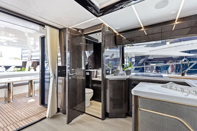 Slide: The Image of Galeon 640 Fly 2019 - 58