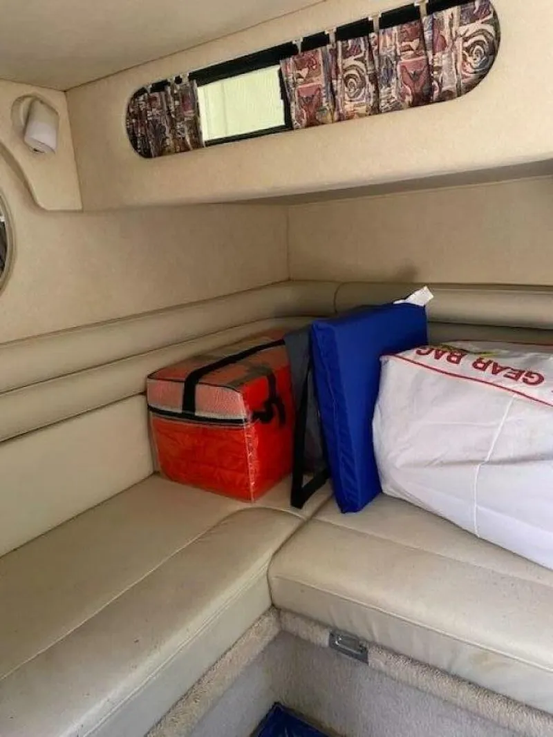 Slide: The Image of Sea Ray 330 Sundancer 1997 - 3719645