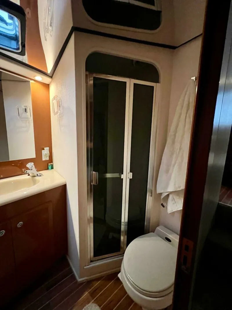 Slide: The Image of Viking 43 Convertible 1997 - 4087403