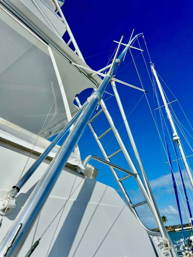 Slide: The Image of Viking 43 Convertible 1997 - 4087366