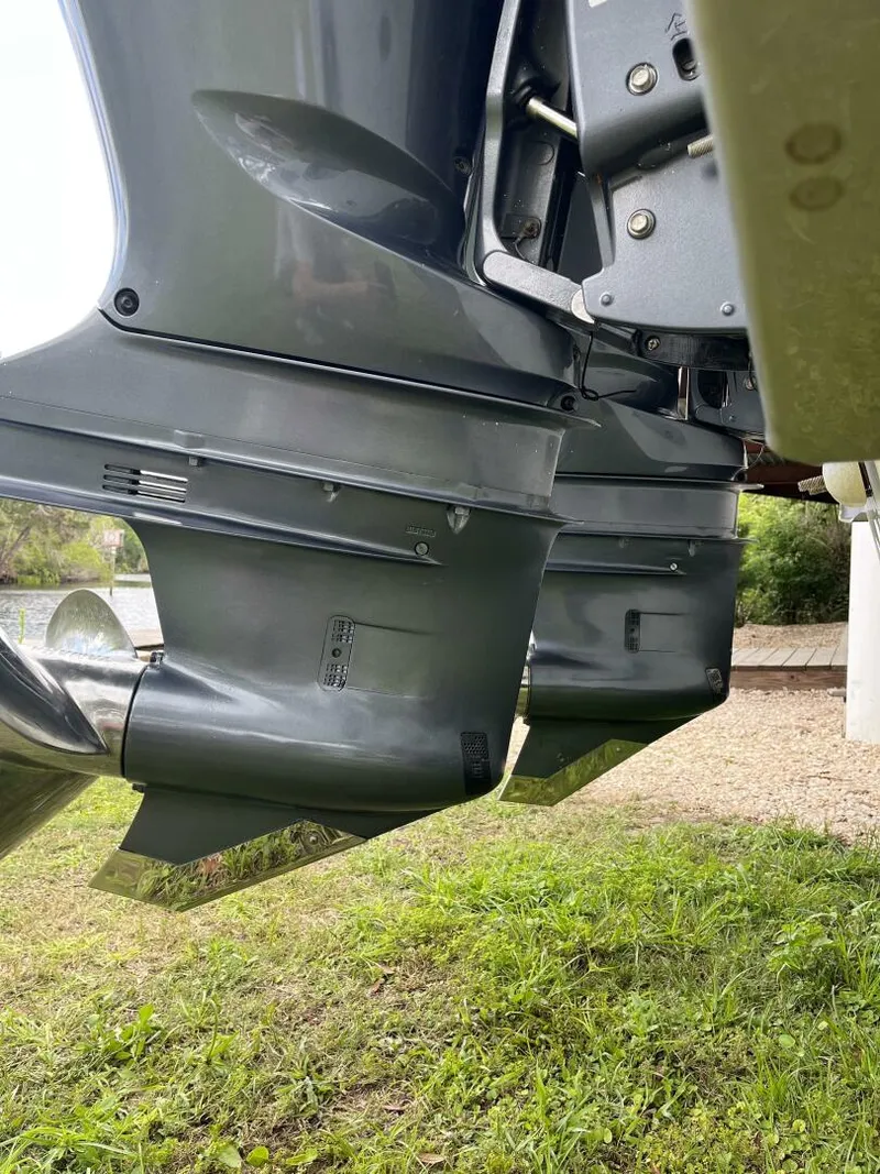 Slide: The Image of Robalo R305 Walkaround 2015 - 3724563