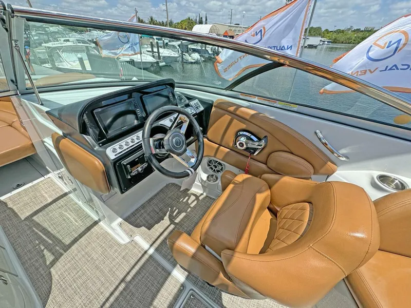Slide: The Image of Crownline Boats 290 XSS 2024 - 5384063