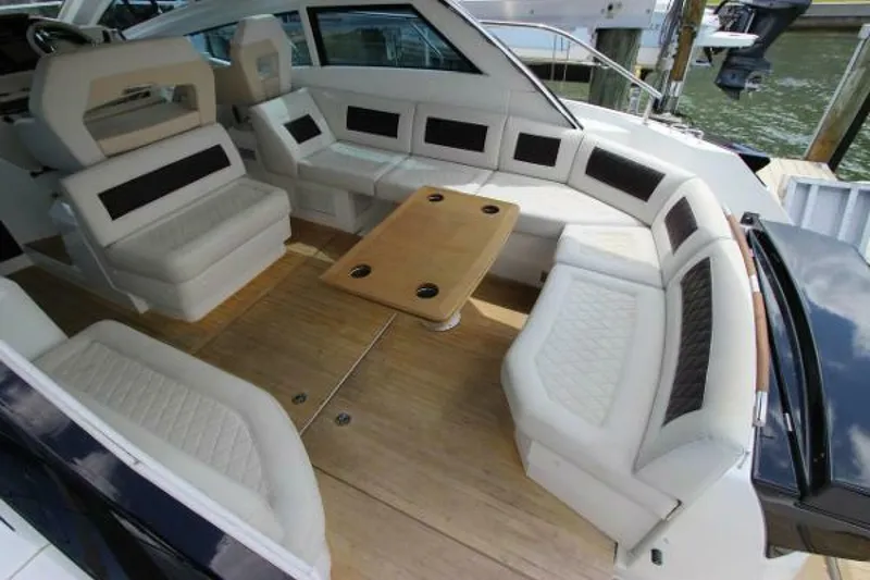 Slide: The Image of Beneteau Gran Turismo 40 2018 - 3732379