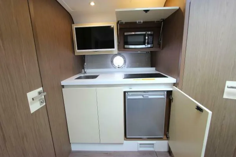 Slide: The Image of Beneteau Gran Turismo 40 2018 - 3732398