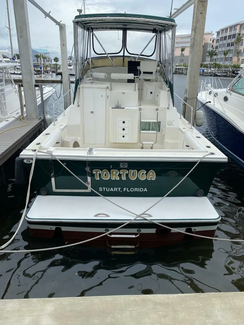 Slide: The Image of Albin 32 + 2 Command Bridge 2001 - 3732619