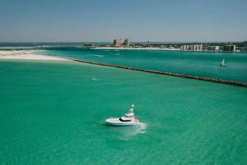 Slide: The Image of 2016 Hatteras GT60 KNOT ON CALL Aerial 1 - 3858025