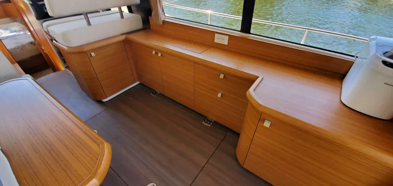 Slide: The Image of Greenline 40 Hybrid 2023 - 3741987