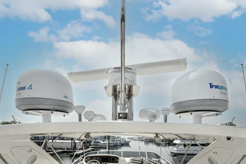 Slide: The Image of Azimut 62 2003 - 3742693