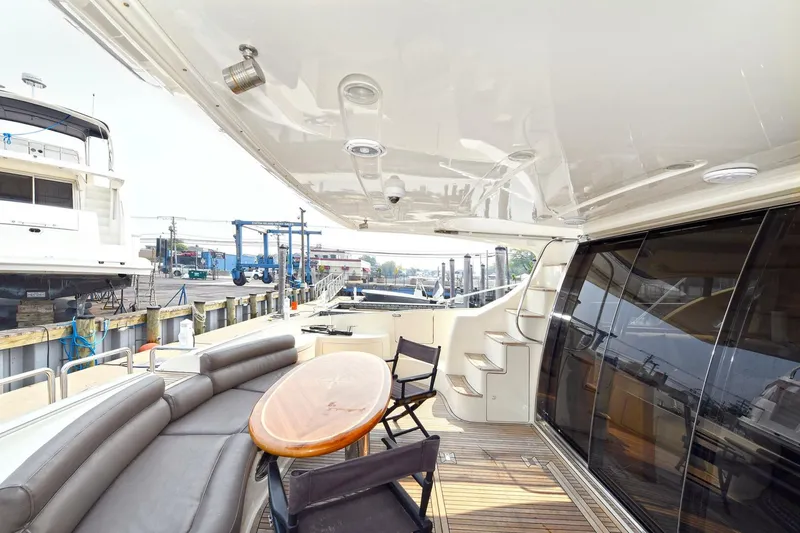 Slide: The Image of Azimut 62 2003 - 3742702