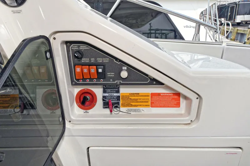 Slide: The Image of Azimut 62 2003 - 3742704