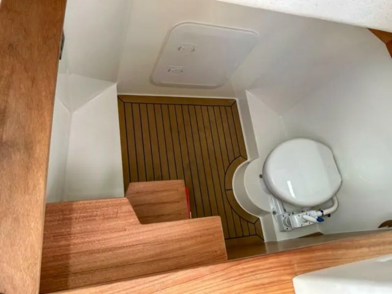 Slide: The Image of De Antonio D28 Xplorer 2023 - 4408686