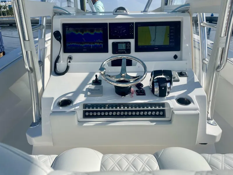 Slide: The Image of Invincible Open Fisherman 2019 - 3753186