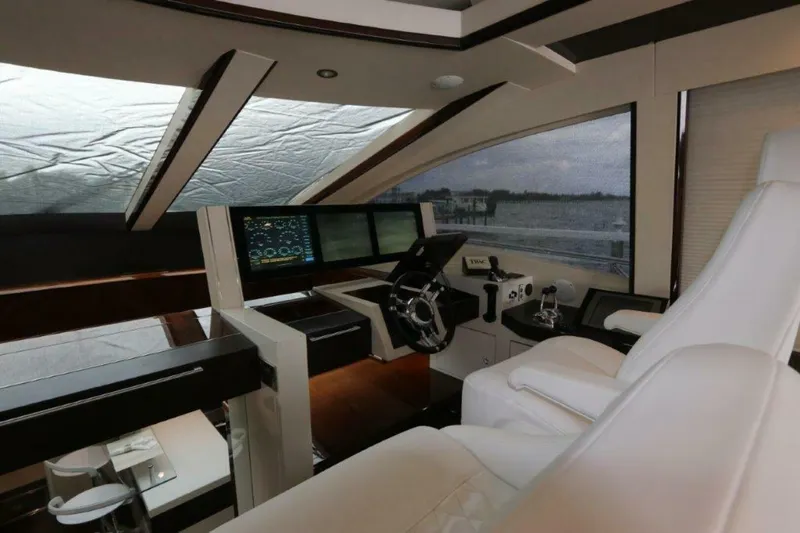 Slide: The Image of Lazzara Yachts LSX 75 2009 - 3755296