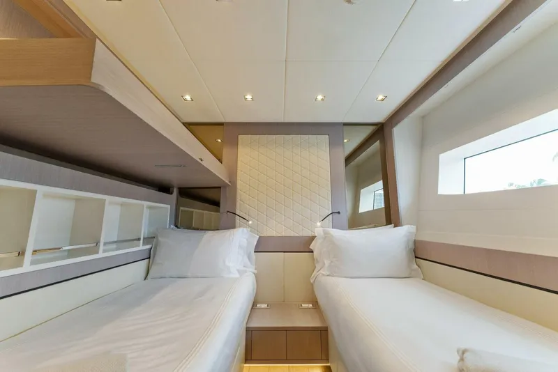 Slide: The Image of Mangusta 33M Gransport 2020 - 4313572