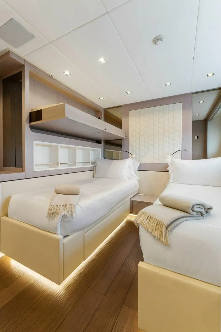 Slide: The Image of Mangusta 33M Gransport 2020 - 4313575