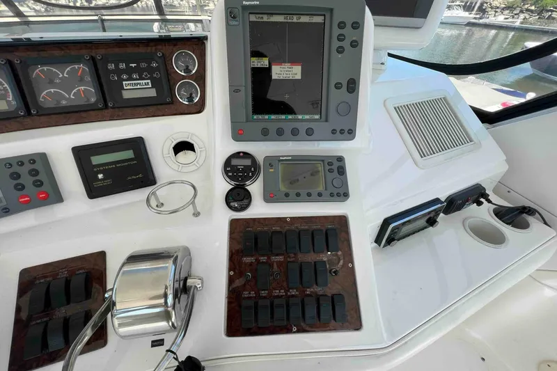 Slide: The Image of Sea Ray 480 Sedan  Bridge 2001 - 3766520