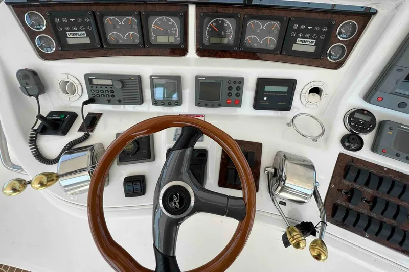 Slide: The Image of Sea Ray 480 Sedan  Bridge 2001 - 3766525