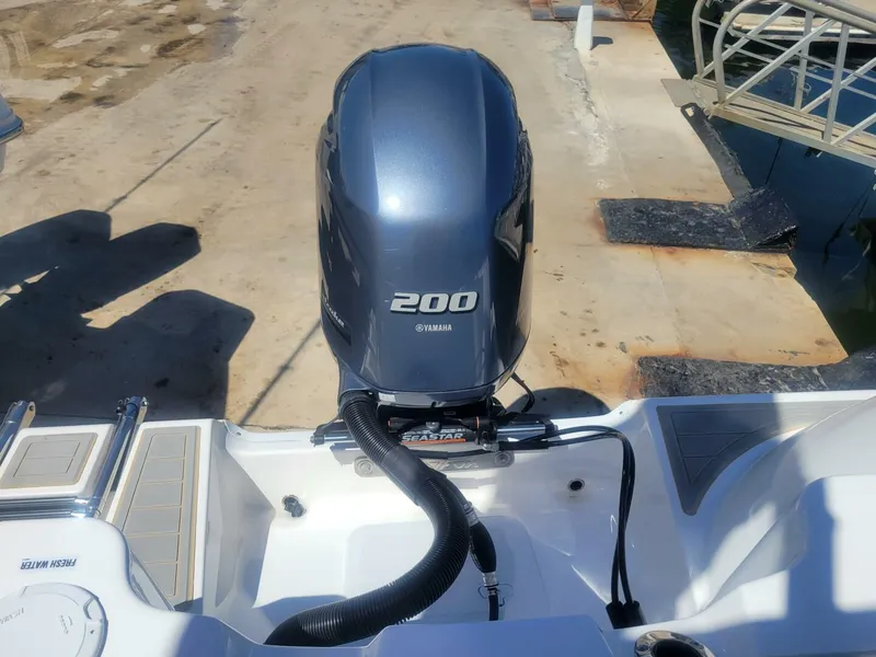 Slide: The Image of Sea Fox 228 Commander 2021 - 3955053