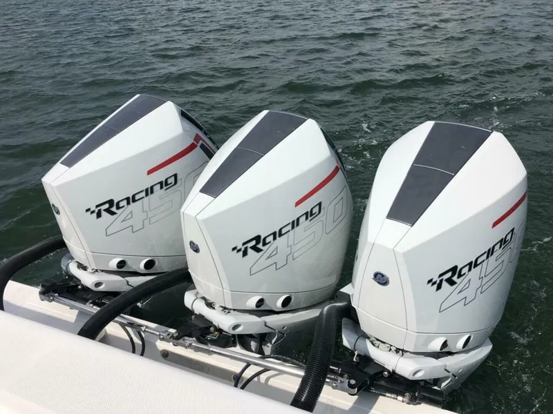 Slide: The Image of SeaVee 370Z 2020 - 3769459