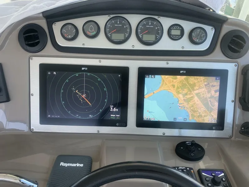 Slide: The Image of Cruisers 420 Sports Coupe 2011 - 3770042