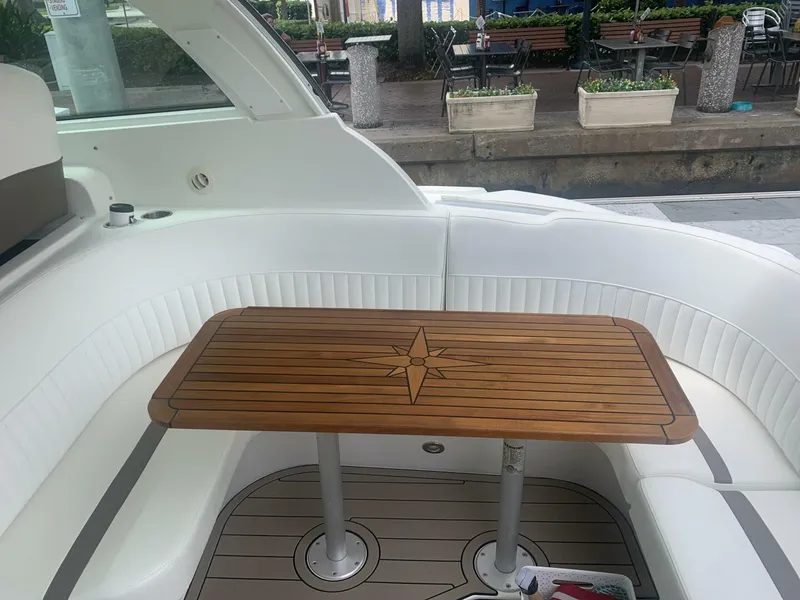 Slide: The Image of Cruisers Yachts 420 Sports Coupe 2011 - 3770029