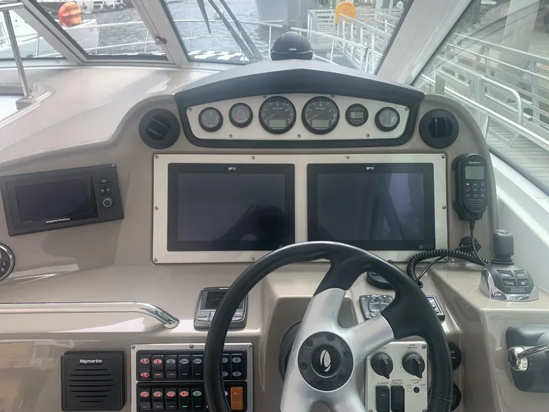 Slide: The Image of Cruisers Yachts 420 Sports Coupe 2011 - 3770038