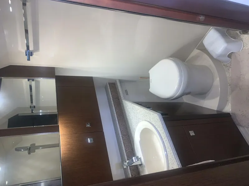 Slide: The Image of Cruisers Yachts 420 Sports Coupe 2011 - 3770050