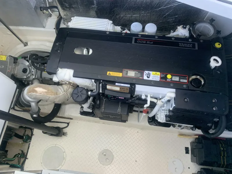 Slide: The Image of Cruisers Yachts 420 Sports Coupe 2011 - 3770055