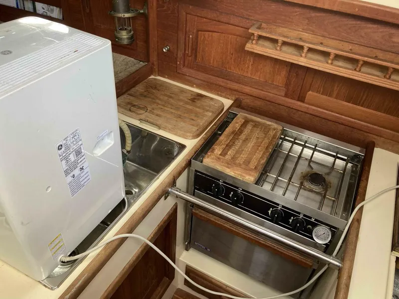 Slide: The Image of Pacific Seacraft Crealock 37 1994 - 5896548