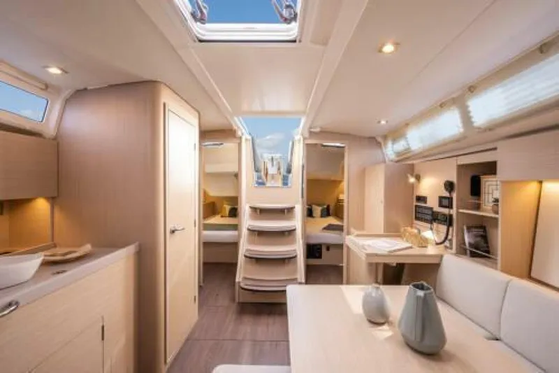 Slide: The Image of New Beneteau OCEANIS 37.1 Salon looking aft - 4022231