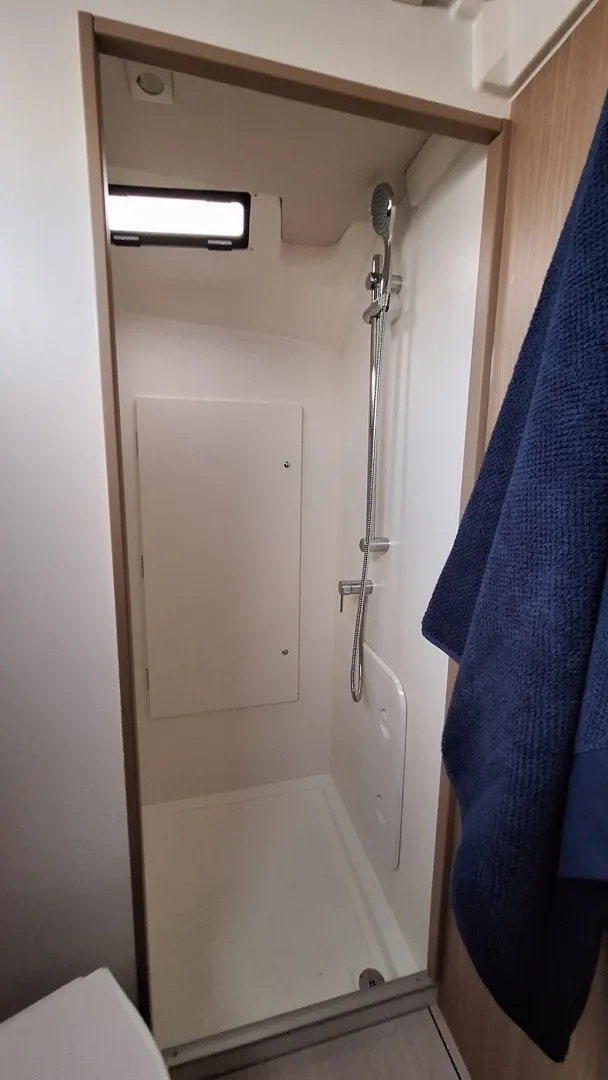 Slide: The Image of Beneteau OCEANIS 37.1 - 6063730