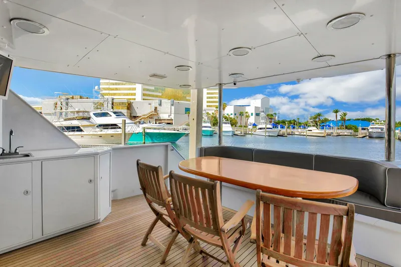 Slide: The Image of 1983 Broward 108 Cockpit Motor Yacht Lady P - 3780638
