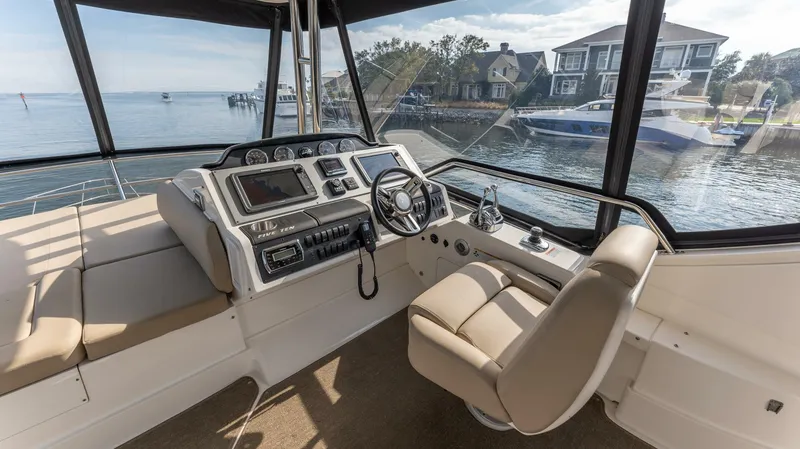 Slide: The Image of Sea Ray 510 FLY 2016 - 3802810