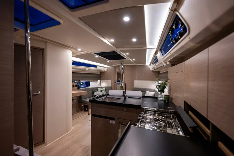 Slide: The Image of Hanse 418 2023 - 4531849