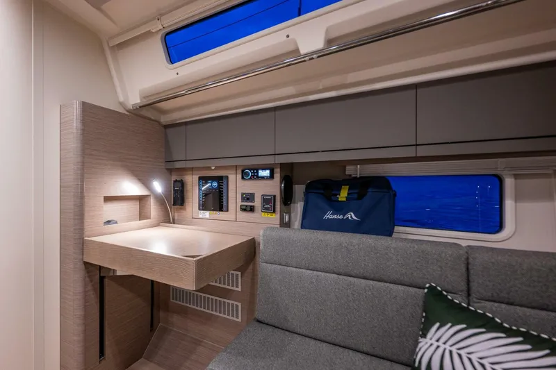 Slide: The Image of Hanse 418 2023 - 4531851