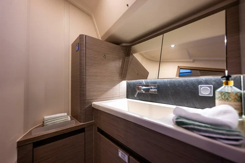 Slide: The Image of Hanse 418 2023 - 4542645